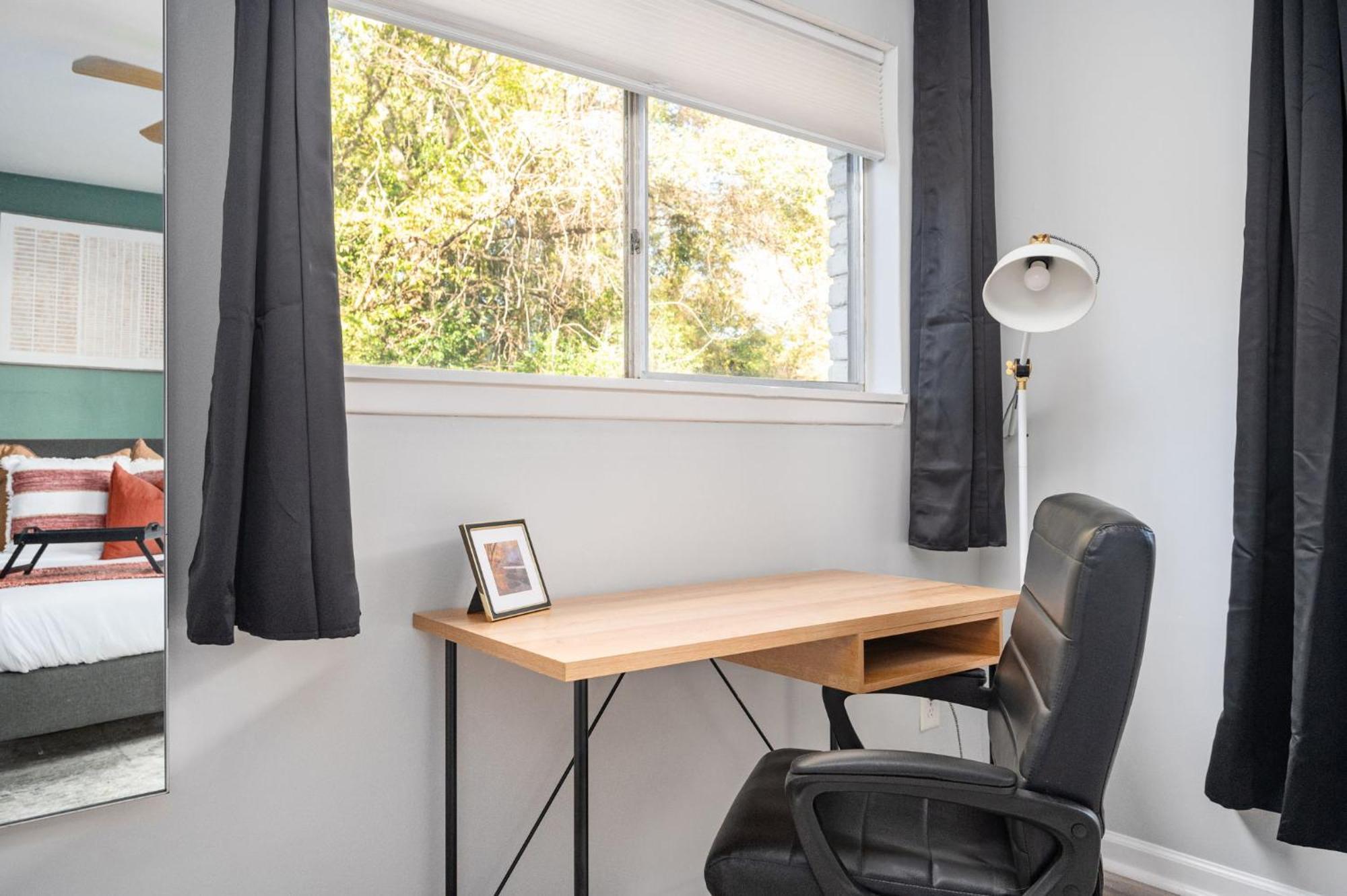 Quiet & Quaint Apartment, 5 Mins To Airport And 15 Mins To Downtown 亚特兰大 外观 照片